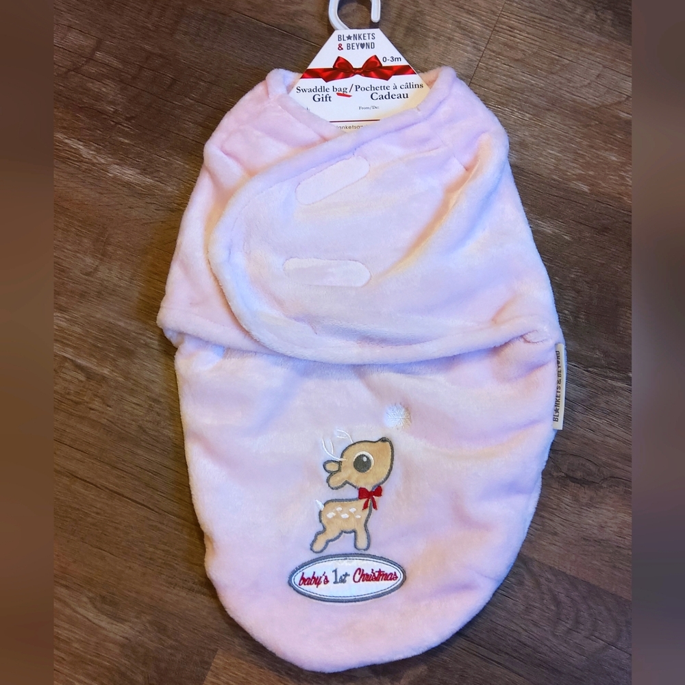 Blankets & Beyond Fleece Baby Swaddle Bag NWT - 0-3M